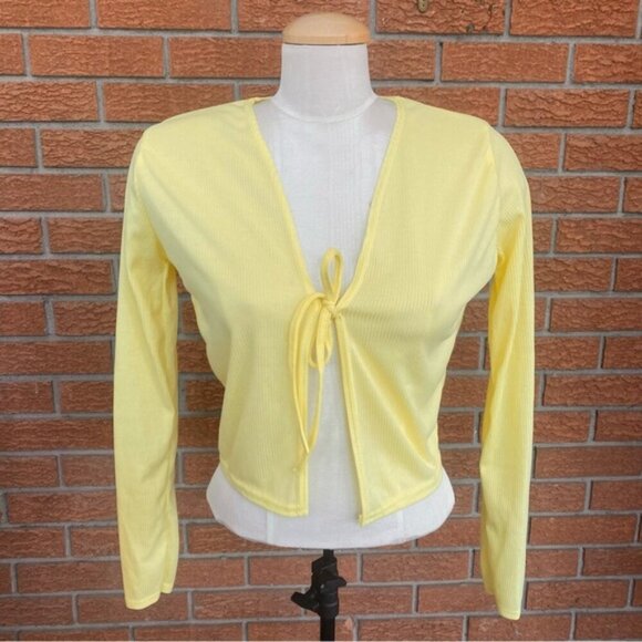 PrettyLittleThing Light Yellow Ribbed Tie Cardigan Women’s Size 6 - Picture 1 of 7